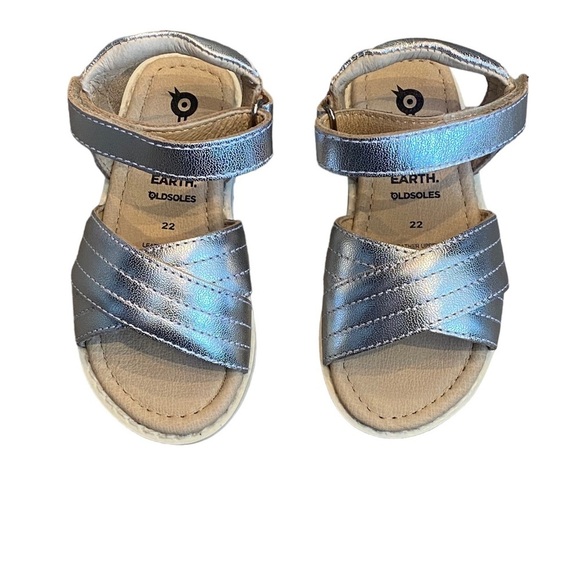 Old Soles Girls Silver Sandals BNIB - Picture 3 of 7
